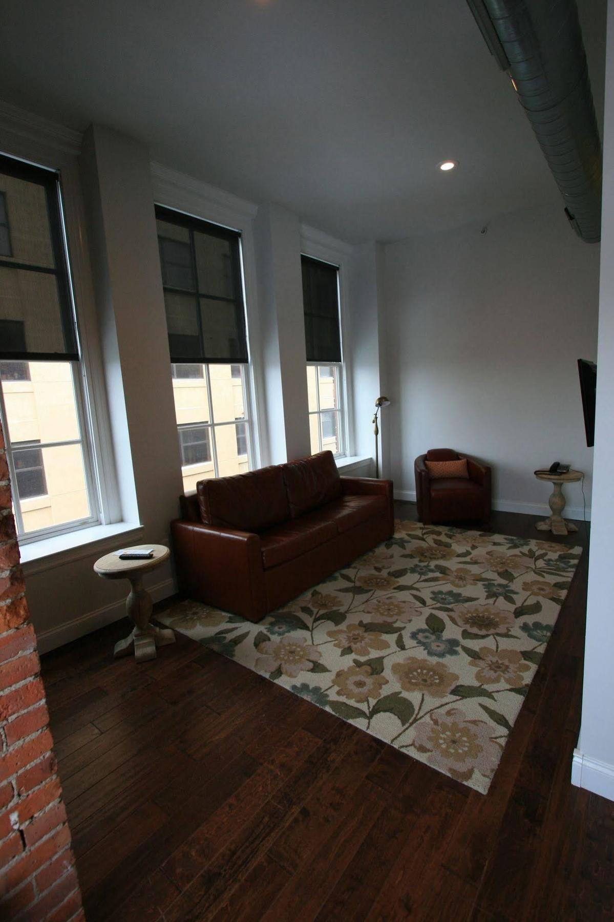 Lofts On Pearl Trademark Collection By Wyndham Buffalo Bagian luar foto