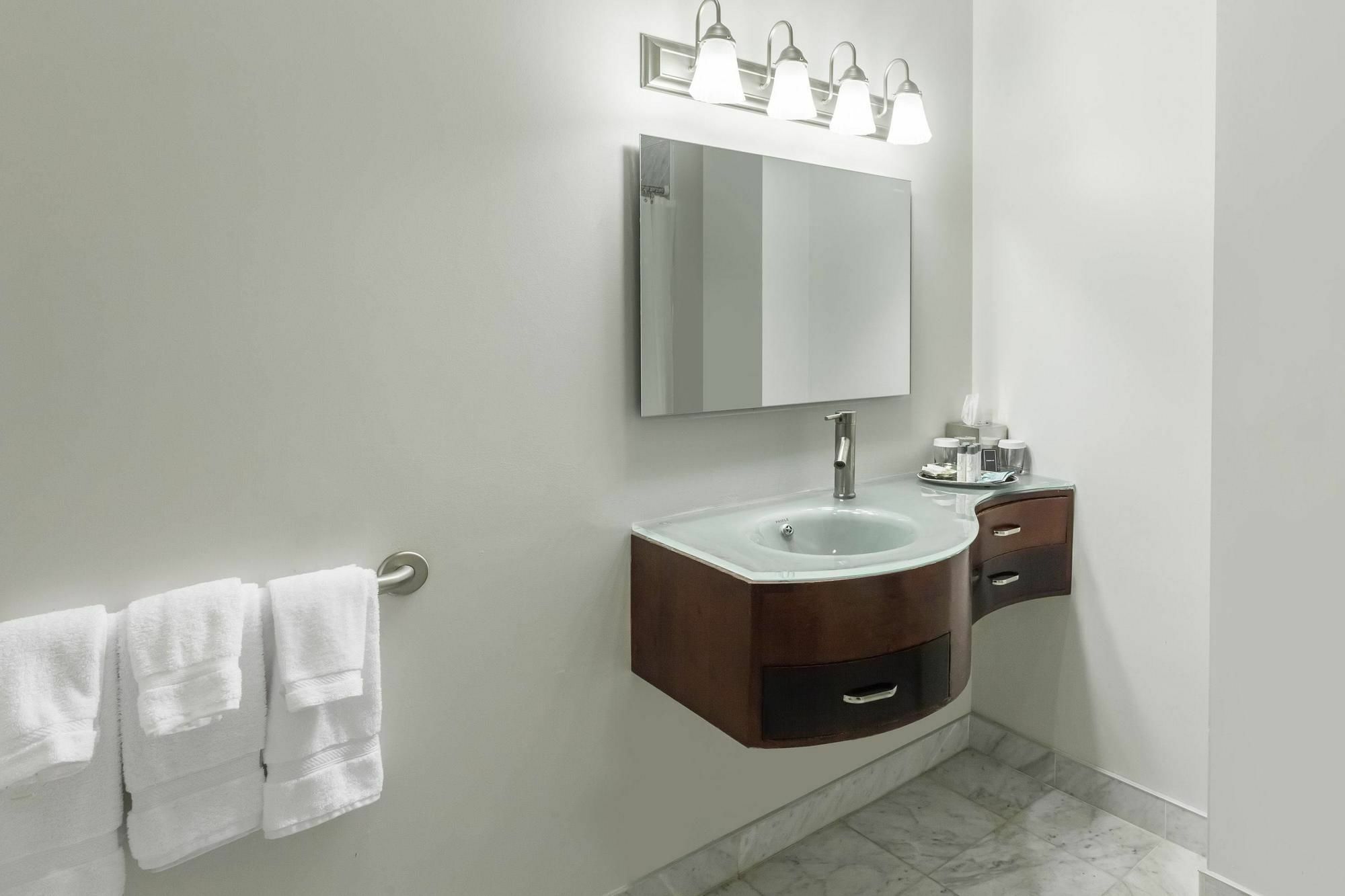 Lofts On Pearl Trademark Collection By Wyndham Buffalo Bagian luar foto